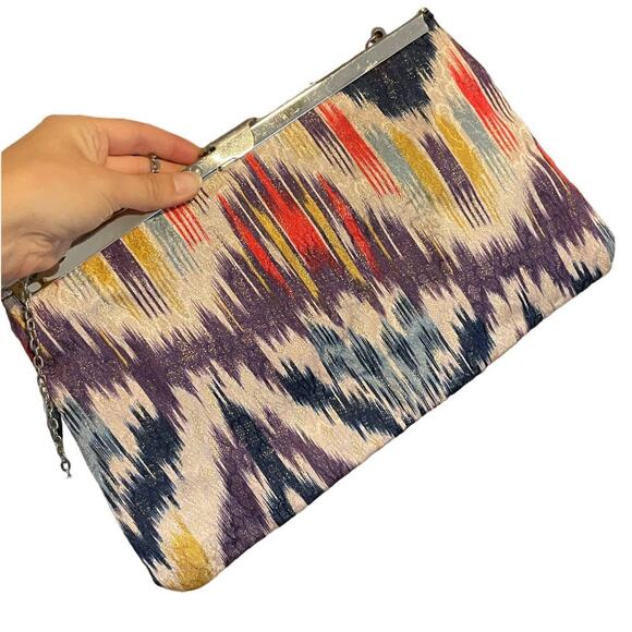 y2k Jessica McClintock Purse with interesting asymmetrical clasp - Picture 2 of 3